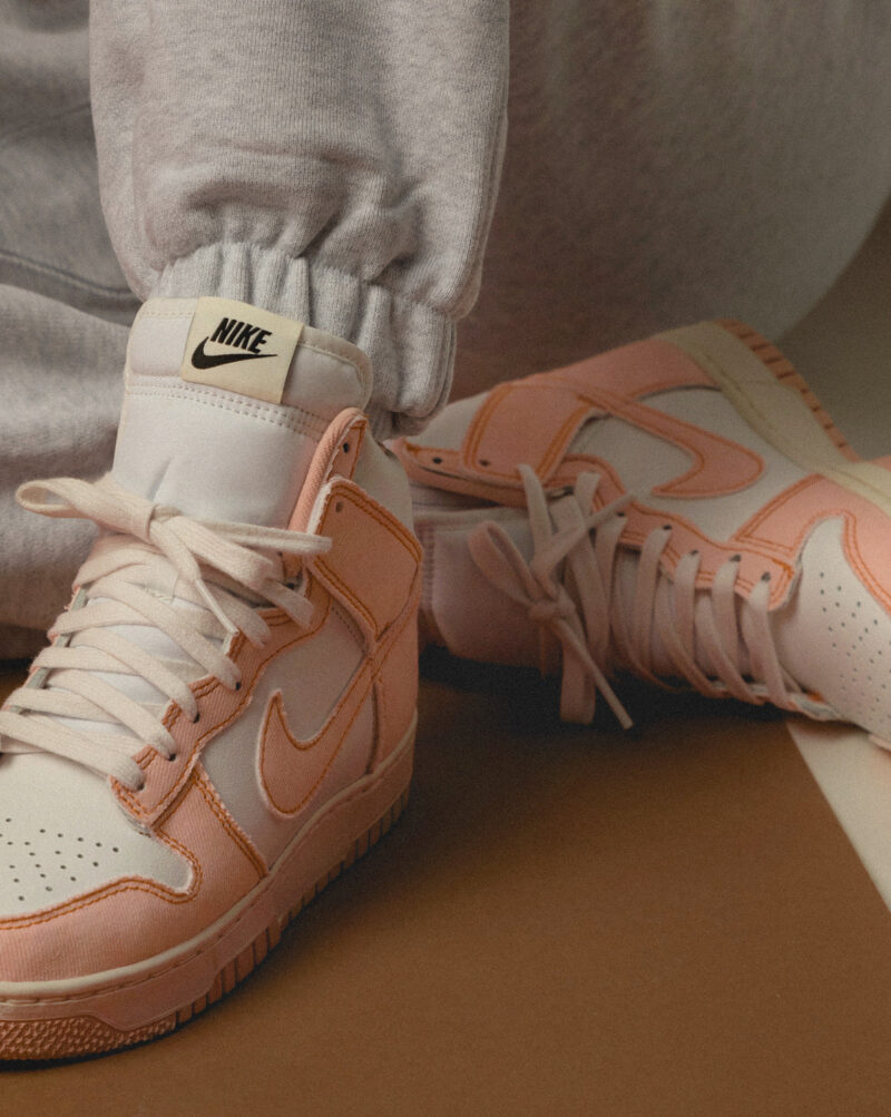Nike Wmns Dunk Hi 1985 *Artic Orange* – Bild 6